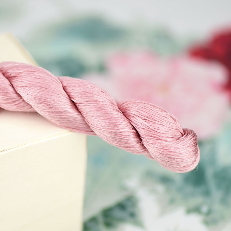 1pcs 100% silk thread hand embroidery embroider cross stitch 400m silk embroidery thread brick red series 10 pure colors: 4