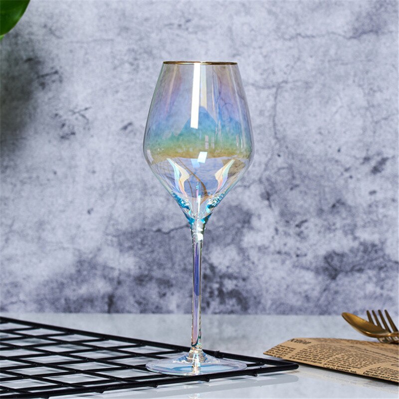 Copas de vino de colores arcoíris, copas chapadas en iones, de , una variedad de estilos, Copas de champán de cristal de colores