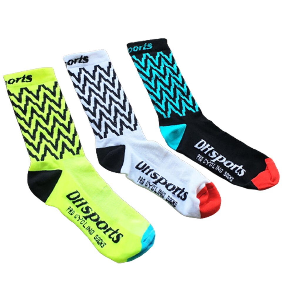 Calzini da bici traspiranti colorati per montagna bicicletta alti calzini sportivi da calcio per pallacanestro da uomo nuovi tutto&#39;aperto