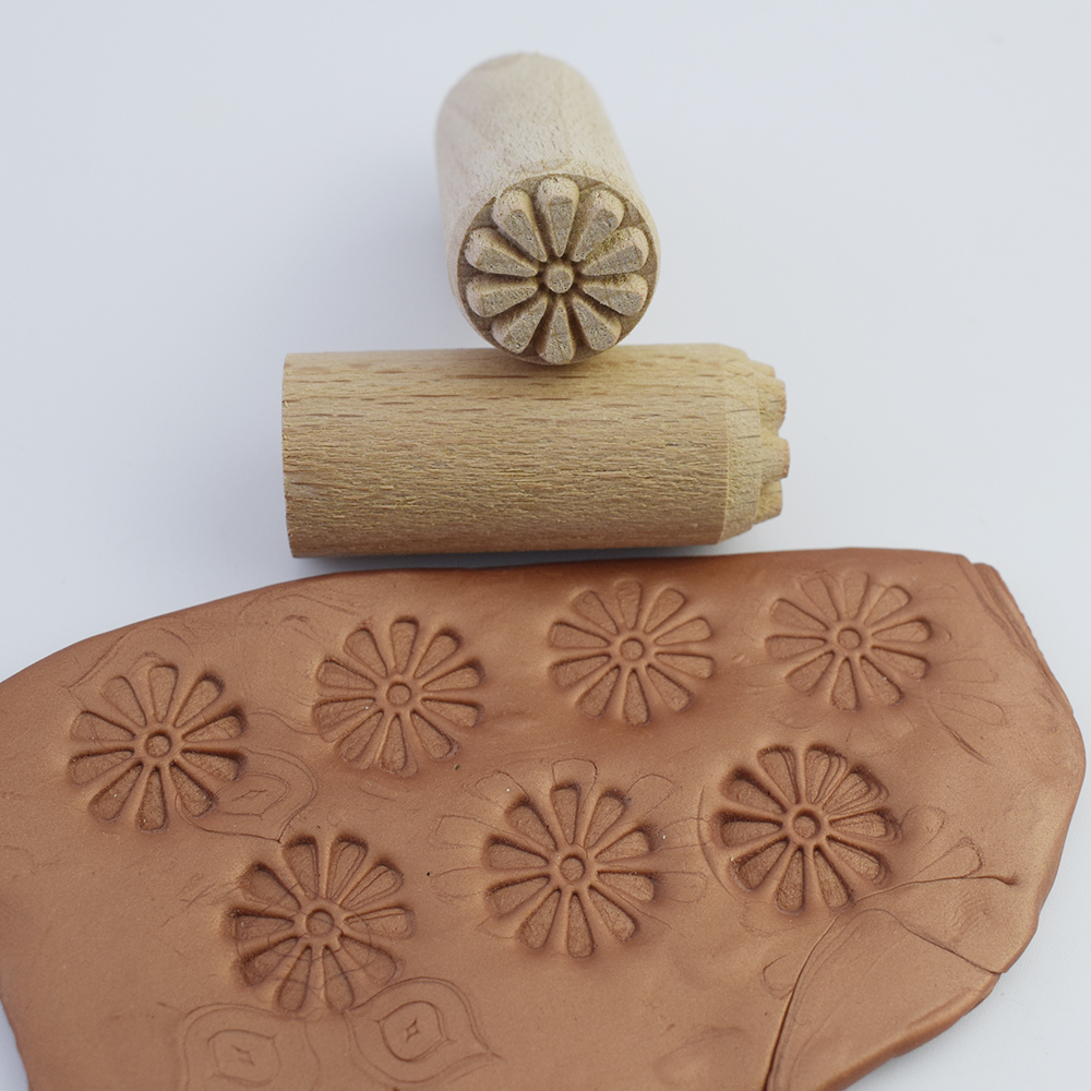 Más sellos de patrón para arcilla, bonita flor, hoja, textura Animal, sello en relieve, bloque de madera, sellos de cerámica, herramienta de arcilla polimérica de cerámica: Rojo