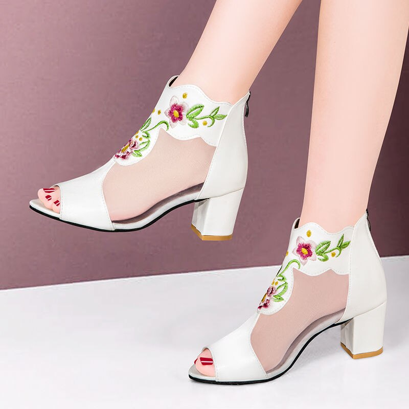 Women Summer Embroidered Shoes 2022 Ethnic Mesh Breathable Sandals Thick Heel Fish Mouth Women&#39;s Hollow High Heels Pumps