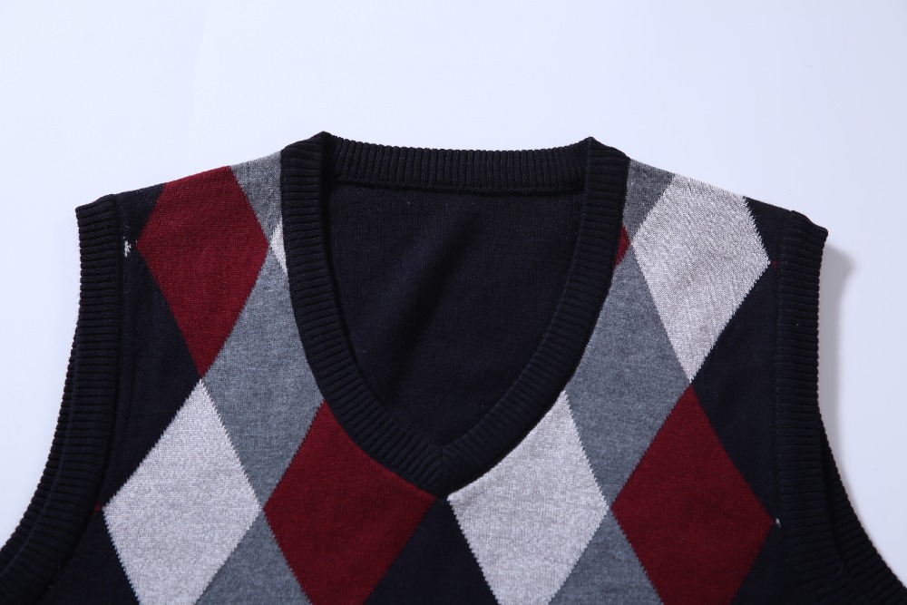 Mens Autumn Argyle Sleeveless Sweater V Neck Man Woo Clothes Knit Vest