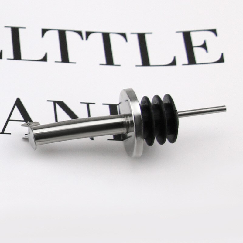 Stainless steel wine Olive Oil Pourer Dispenser Spout Glass Bottle Pourer With Cap Kitchen Accessories: C8 Curved