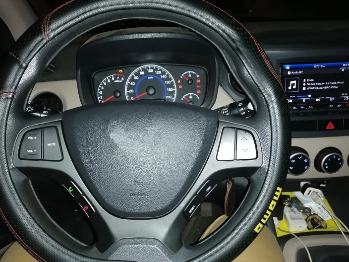 Til hyundai  i10 i20 styrehjul fartpilot knapper.