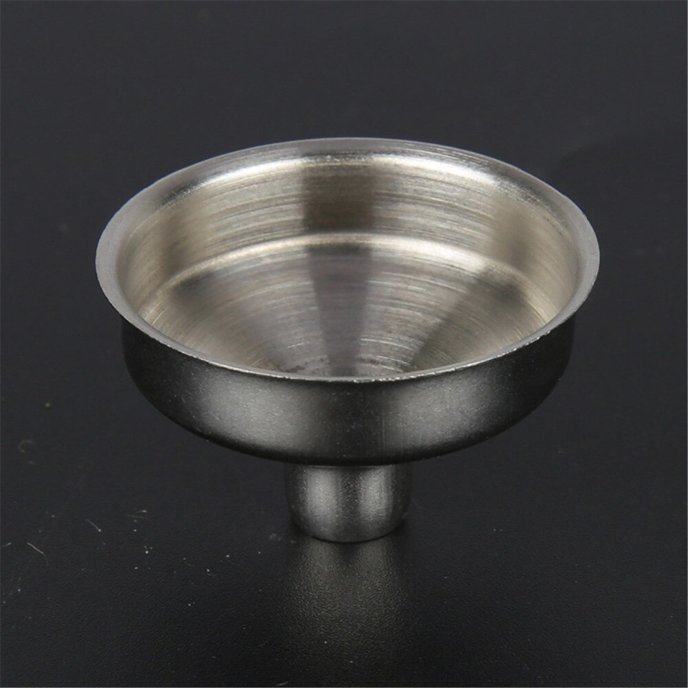 Embudo de botella de acero inoxidable a prueba de fugas para exteriores, Mini embudo de Flagon pequeño, accesorios portátiles para vino, herramientas de cocina, 1 ud.