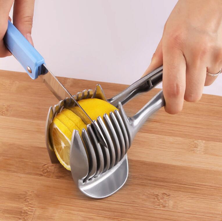 1Pc Handige Rvs Aardappel Snijmachine Tomaat Cutter Tool Shreadders Citroen Snijden Houder Veiligheid Keuken Koken Gereedschap