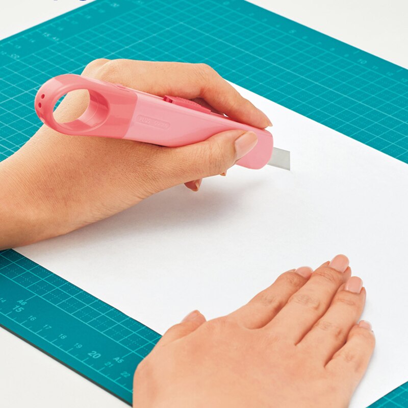 Japan PLUS Safety Manual Non-Adhesive Utility Knife Paper Cutting Blade Art Cutter Student Stationery Office Supplies