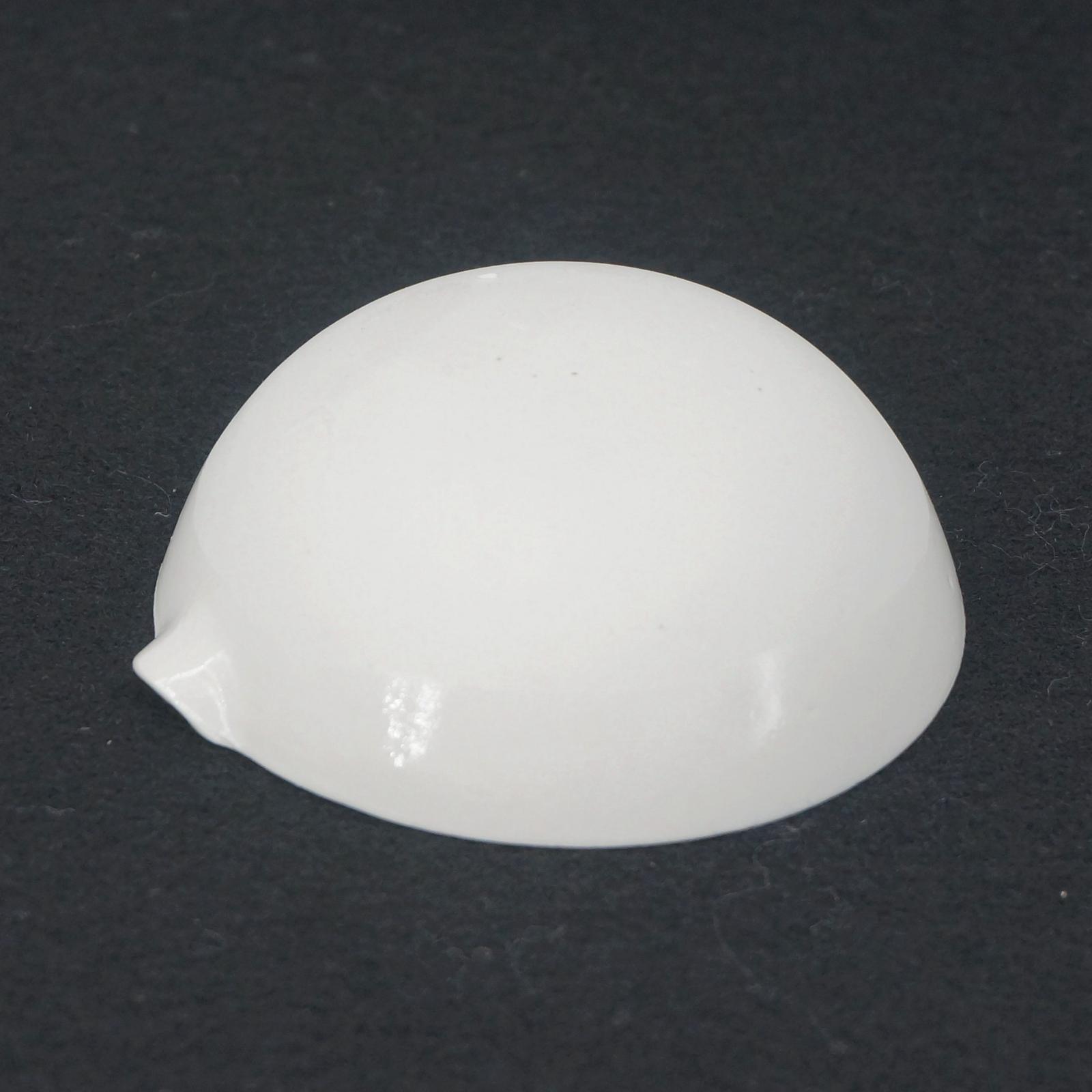 Plat d'évaporation en céramique de 60ml, fond rond avec bec pour laboratoire de chimie
