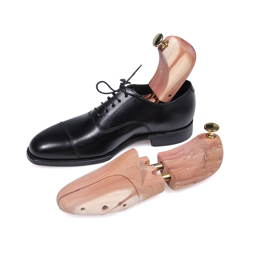 Real wooden shoes hold adjustable cedar shoe tree shaped blank deformation expansion of shoes