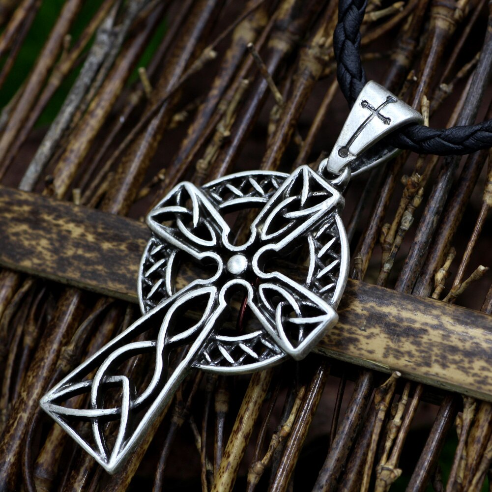 Du glänste vintage gotisk hollow out vikings kors hängen för män kvinnor halsband