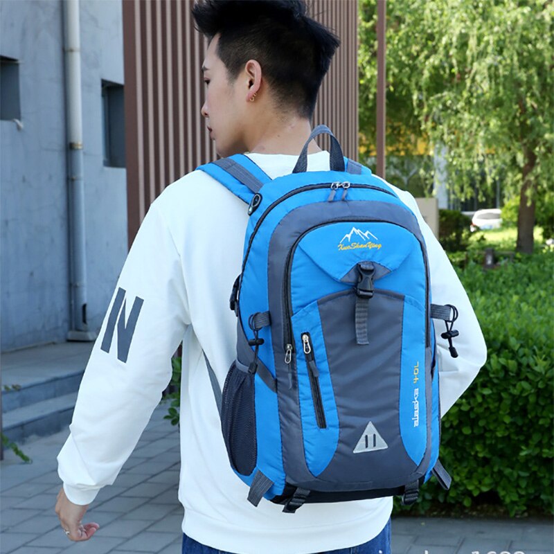 THULE Vrije tijd rugzak Rugzak met laptopvak Landmark Travel Pack 40L Darkest Blue Donkerblauw THULE Vrije tijd rugzak Rugzak met laptopvak Landmark Travel Pack 40L Darkest Blue Donkerblauw