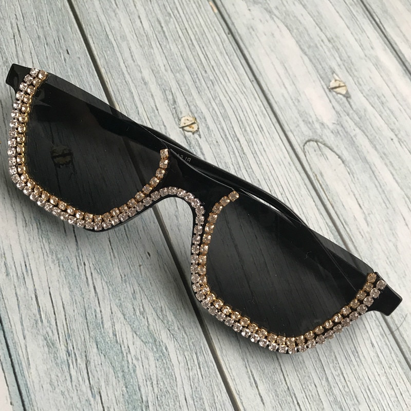 Zwarte Kleur Zonnebril Vrouwen Half Frame Lens UV400 Heren Zonnebril Handgemaakte Diamanten Oculos de sol Goedkope Brillen