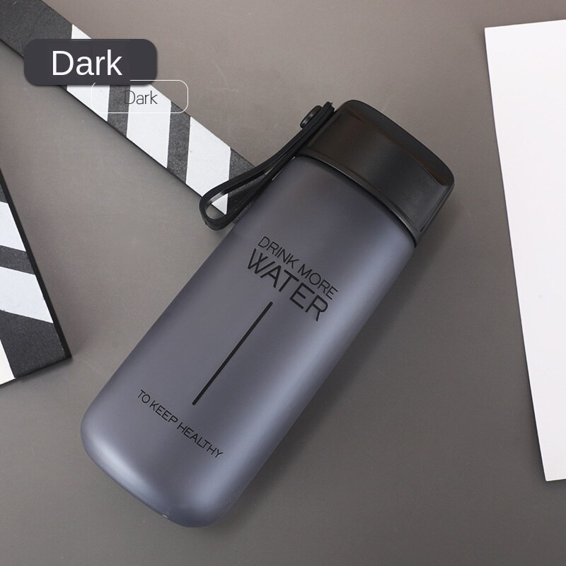 Matte plastic waterbeker modieuze sportwaterfles anti-val grote capaciteit kinder casual beker: Donker