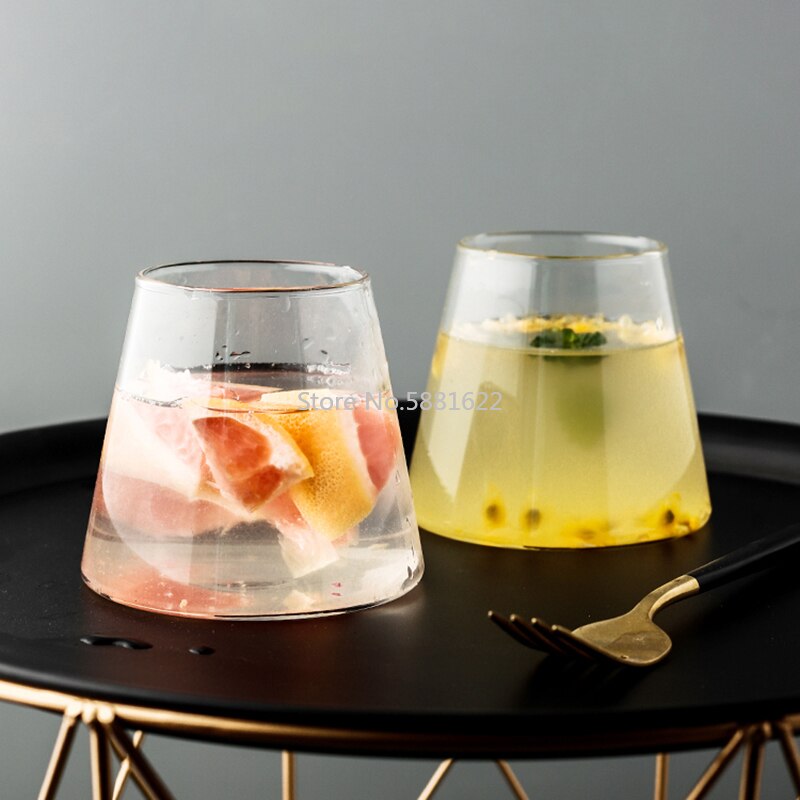 1 stk glass kaldt drikke kaffekrus frossent vann iskrem cocktail juice melk cola vin øl glass kopp te kaffe krus