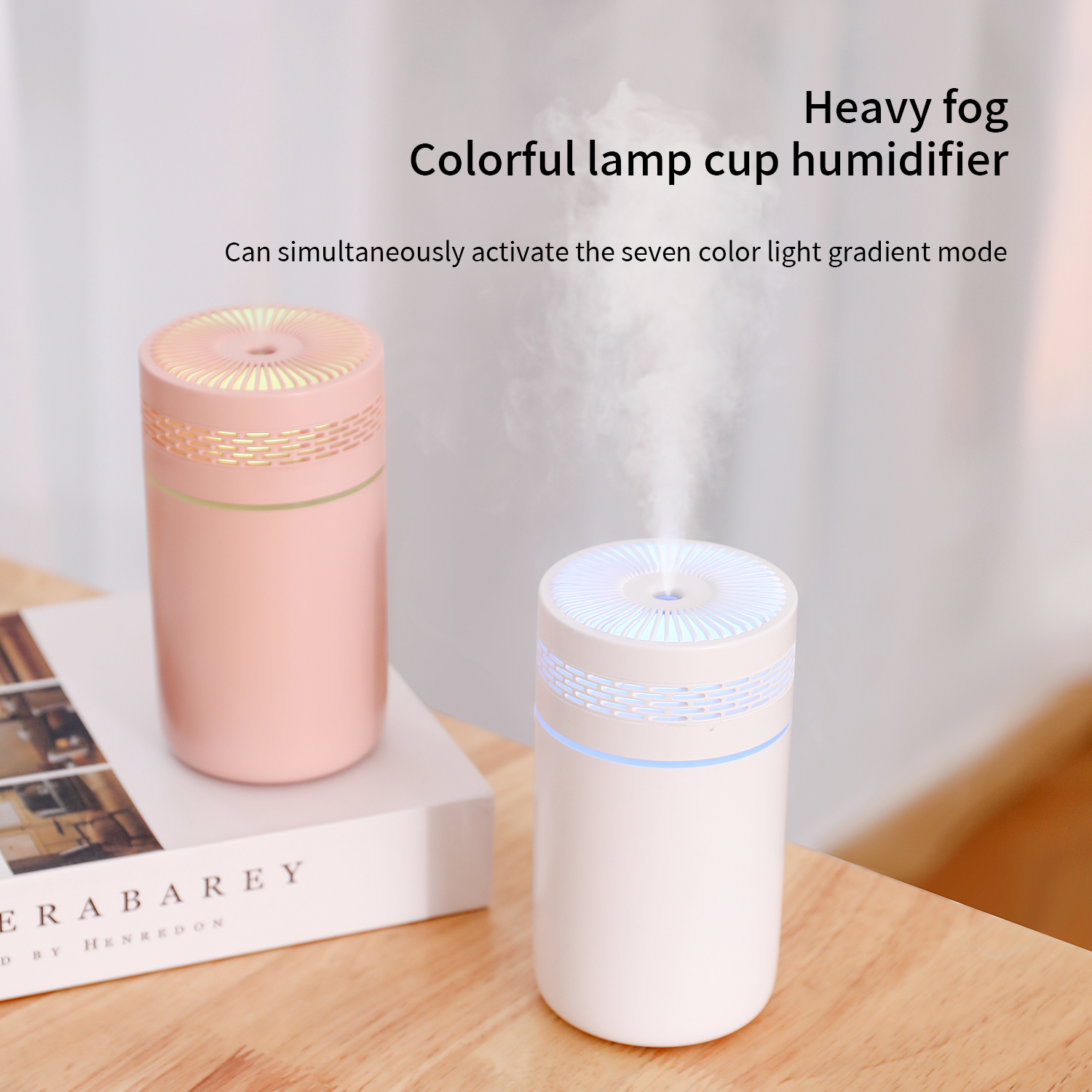 Auto-Luftbefeuchter, tragbarer Mini-Spray-Luftbefeuchter mit LED-Licht, USB-betriebener Aromatherapie-Öldiffusor für Schlafzimmer und Reisen