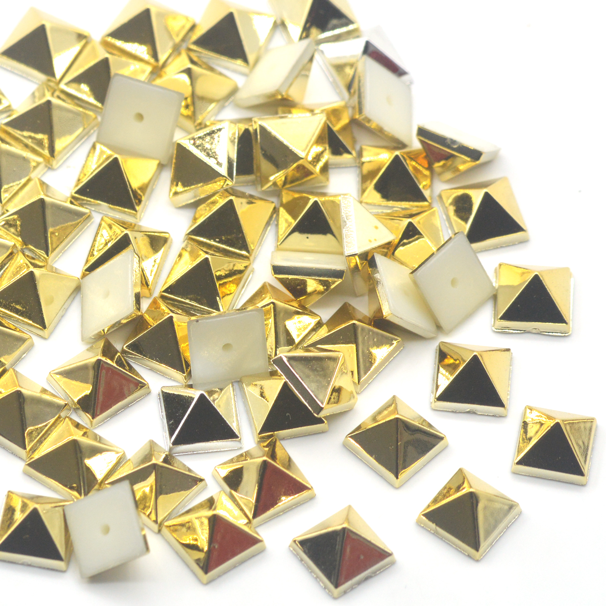 KALASO 50 juegos de 10mm plateado chapado en oro ABS pirámide cuadrado Punk tachuelas remaches picos para zapatos bolsa decoración de ropa artesanía Diy