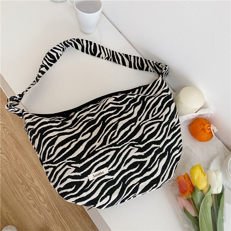 Borsa con fibbia da donna borsa a tracolla in tela a scacchiera in bianco e nero borsa a tracolla borsa per scuola ragazza Lady Shopper Travel: Default Title
