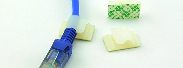 50 st sladd tråd självhäftande klämma organiseringskabel plastklämmor elektrisk utrustning 20.7 x 13.1mm vita