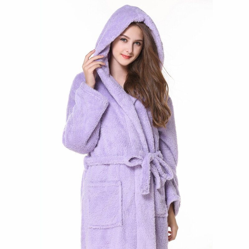 Plus size 130kg badekåber med hætte til mænd og kvinder morgenkåber varme langærmede udsøgte plys herre morgenkåber par morgenkåber: Unisex lilla / Xl 95-110kg