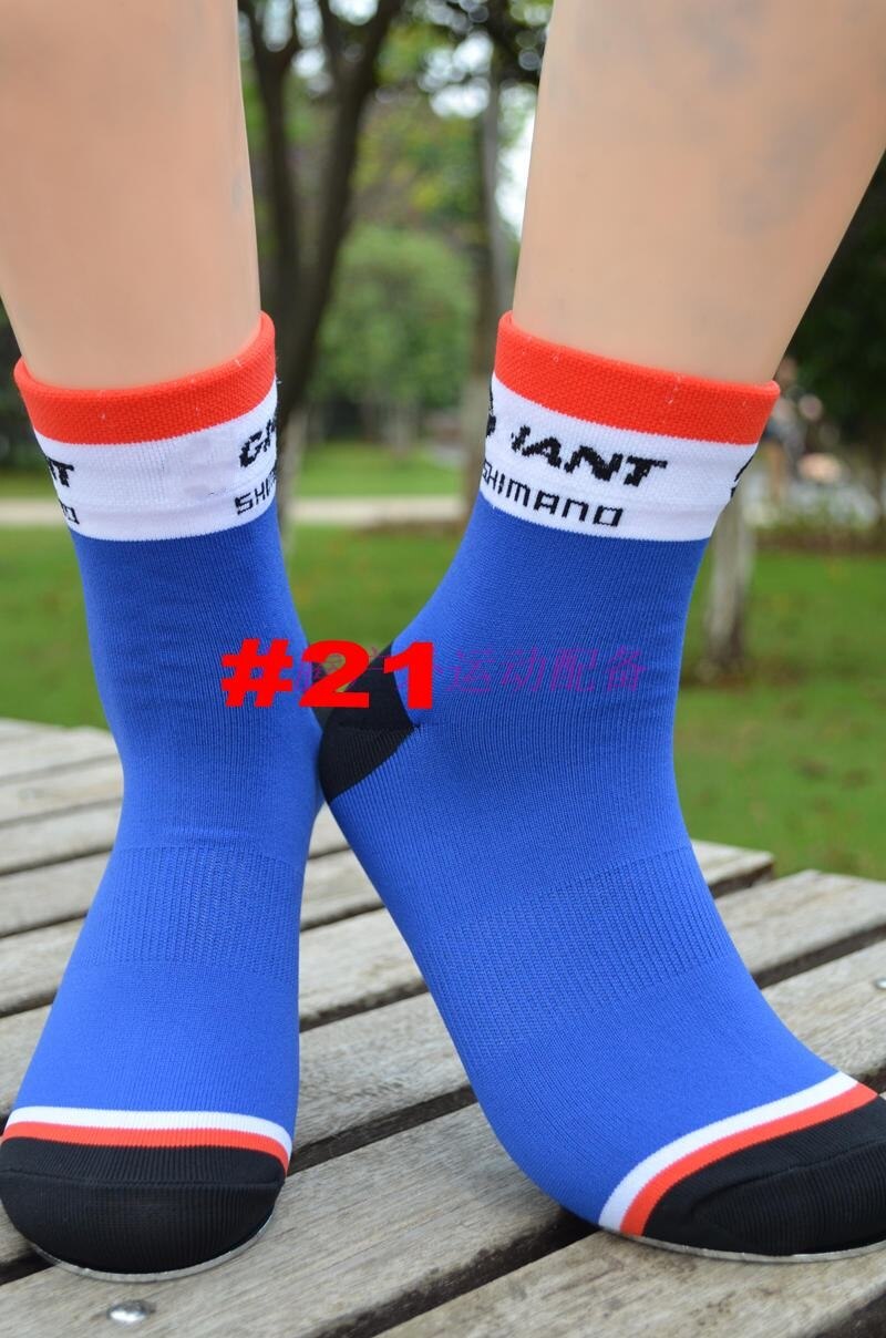 3 pairs/lot pro team spain M cycling socks breathable high knee Protect Feet Breathable Wicking sprots Sock Outdoor Road Bike: gian