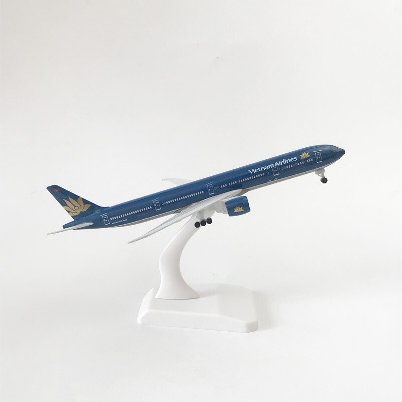 Boy Educational Toys 20CM Vietnam Airlines Boeing 777 Factory Direct Sales Aircraft Model with Landing Gear Alloy Aircraft Model