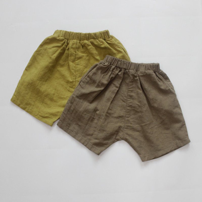 Pantaloncini di lino in cotone per bambini nuovi estivi pantaloni in puro colore stile coreano pantaloncini per bambini Casual allentati