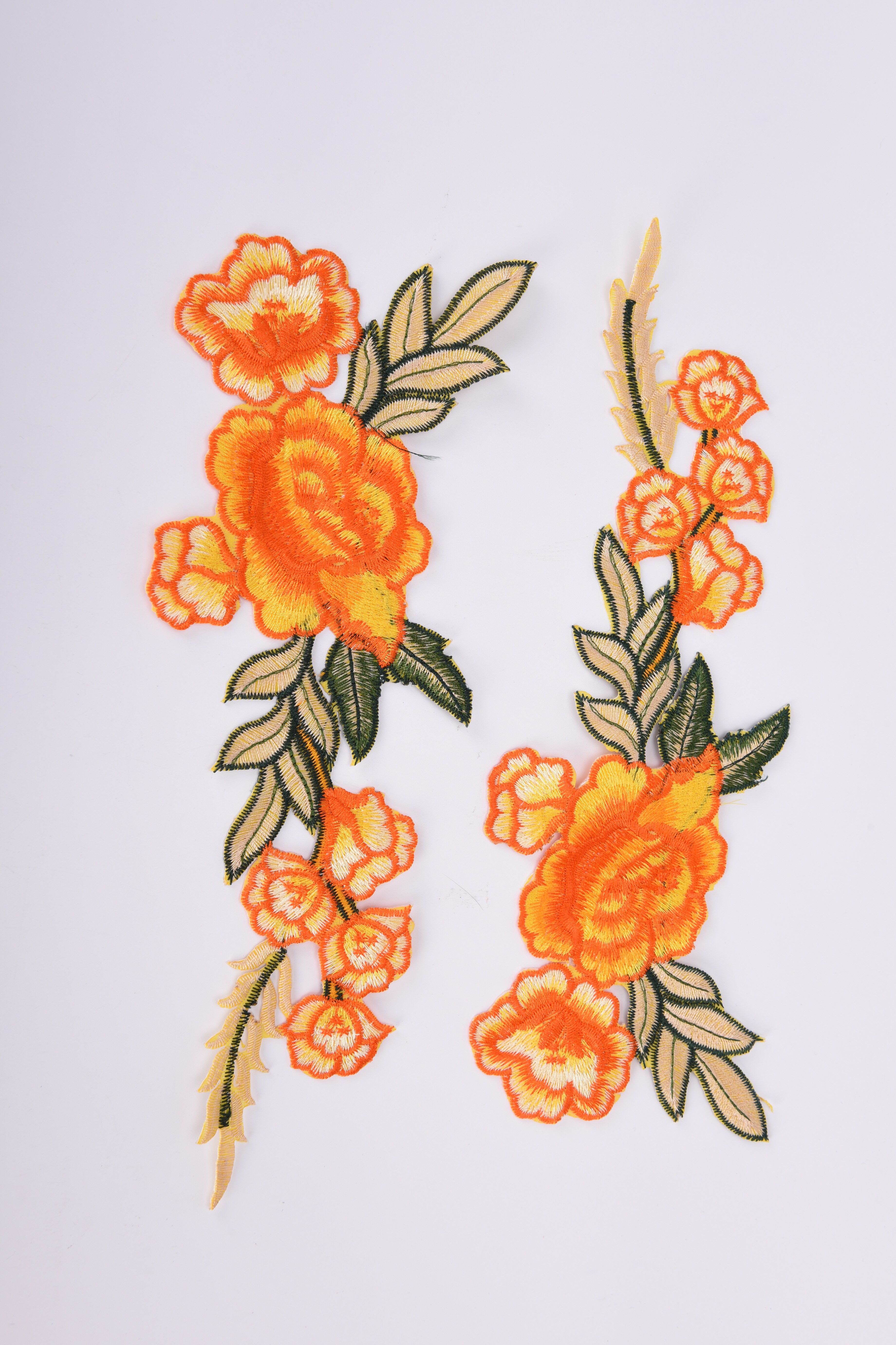 2 stuks applicatie bloemen roos bloem naai strijk patches badge coole geborduurde kleding patches: Geel