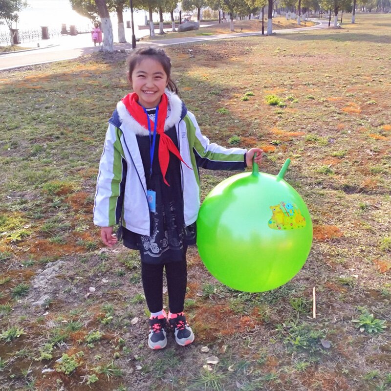 Bambini Sfera di Salto Per I Bambini Yoga A Sfera Con Pompa Gonfiabile All'aperto Giochi di Partito Palla di Rimbalzo Con Manico Bambino Sport Indoor del capretto