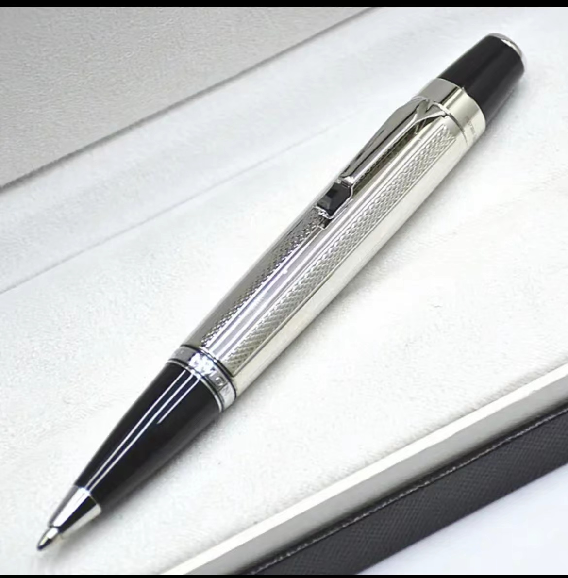 Edição limitada Bohemis Caneta esferográfica de resina preta Mini curta portátil para viagem, escritório, escola, escrita com número de série de gema