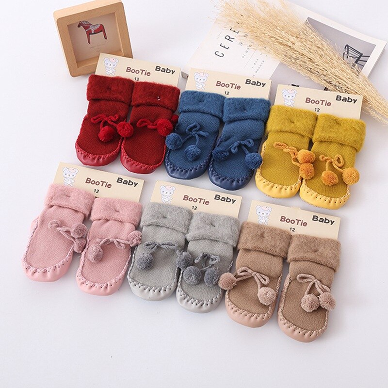 Winter Thicken Baby Socks Cute Pompom Balls Boys Girls Soft Rubber Soles Anti-Slip Children Floor Socks Toddler Shoes