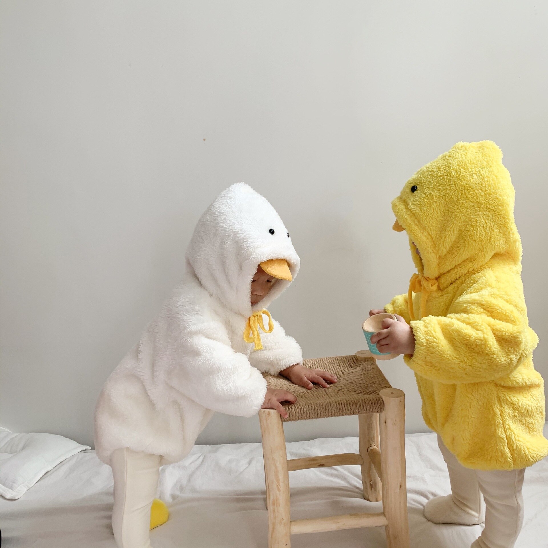 Bébé dessin animé vêtements bébé hiver polaire en peluche body garçons et filles combinaison bébé une-pièce petites filles vêtements