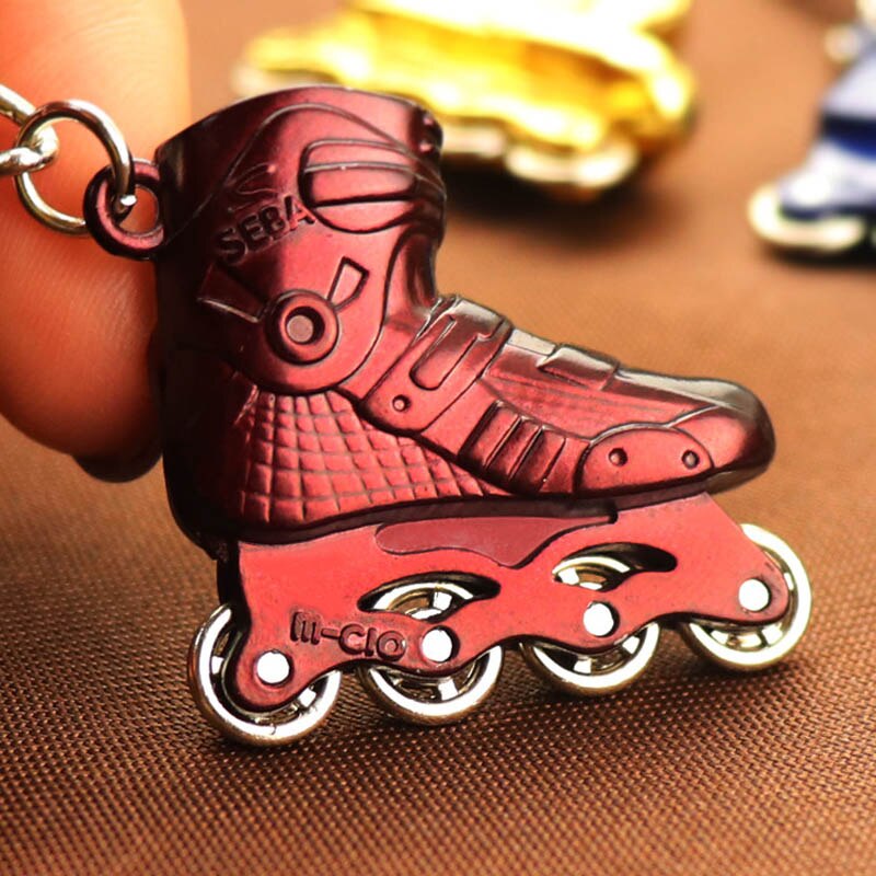 LLavero de Metal para parejas, accesorio para llaves de patines de dibujos animados, patinaje sobre ruedas, de , de , 10 unids/lote: Red