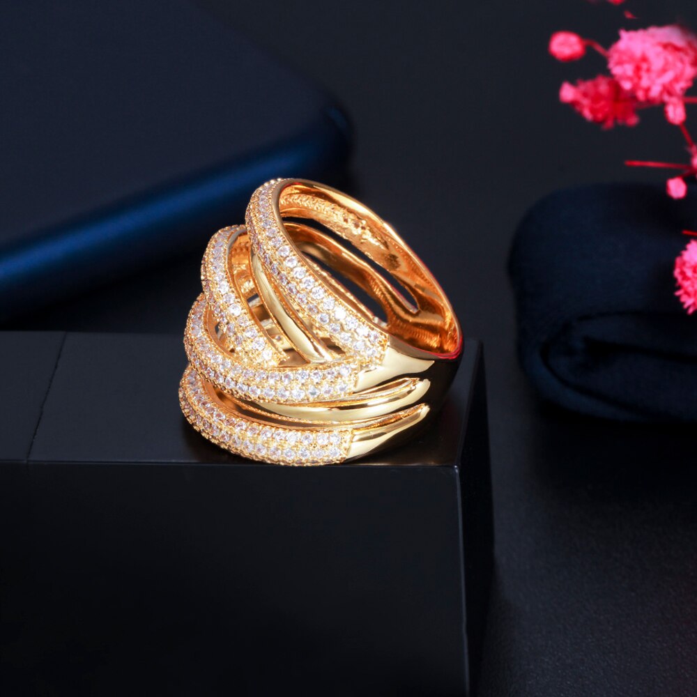 Threegraces marken-eheringe aus dubai mit zirkonia-kristallen in goldfarbe, mehrlagig, für bräute, partyschmuck, kostümschmuck  rg148