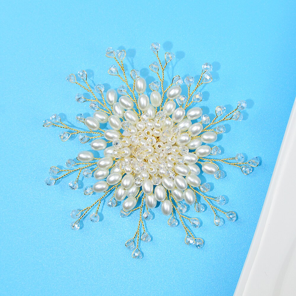 CINDY XIANG Handmade Pearl And Crystal Beads Flower Brooches For Women Large Wedding Weaving Jewelry