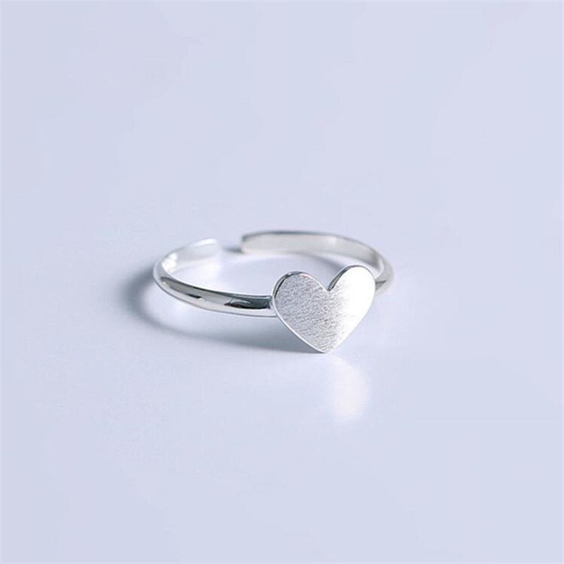 tempérament Simple petit amour frais 925 en argent Sterling pas allergique Sweer brossé en forme de coeur anneaux d'ouverture SR455