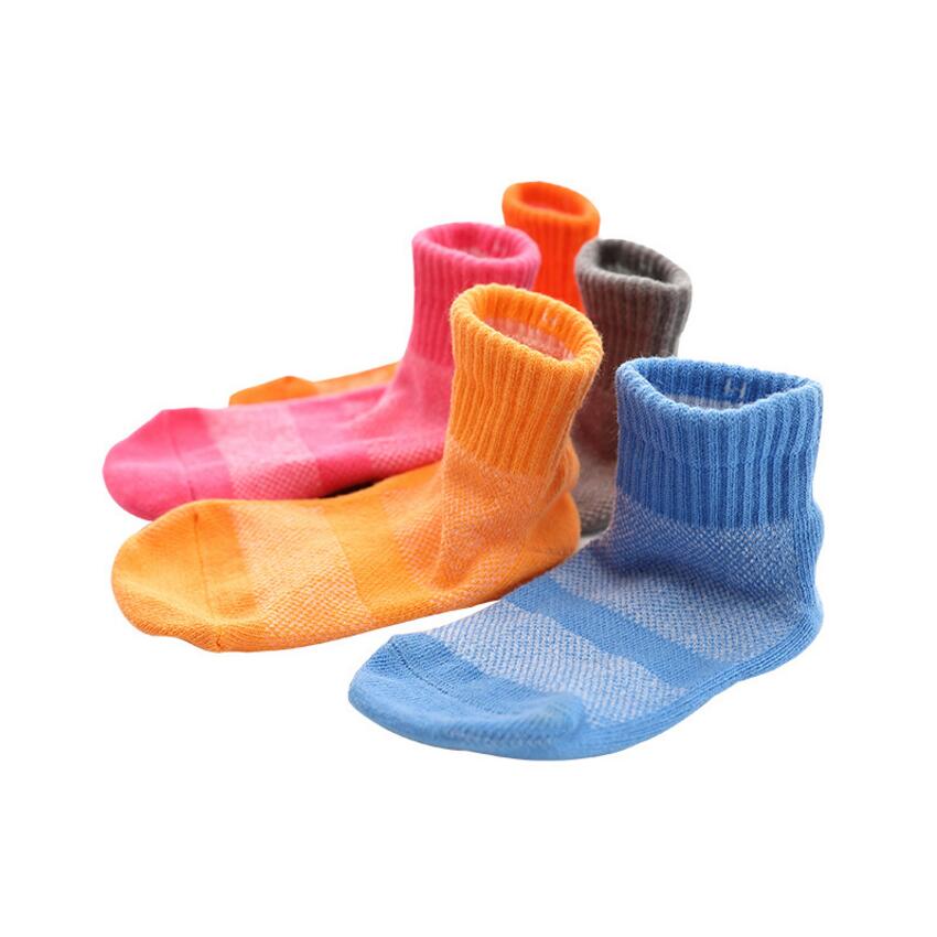 Calcetines antideslizantes cálidos de Otoño/Invierno para niños, calcetines de algodón de Color caramelo para niños, calcetines deportivos de algodón de 1 a 10 niñas