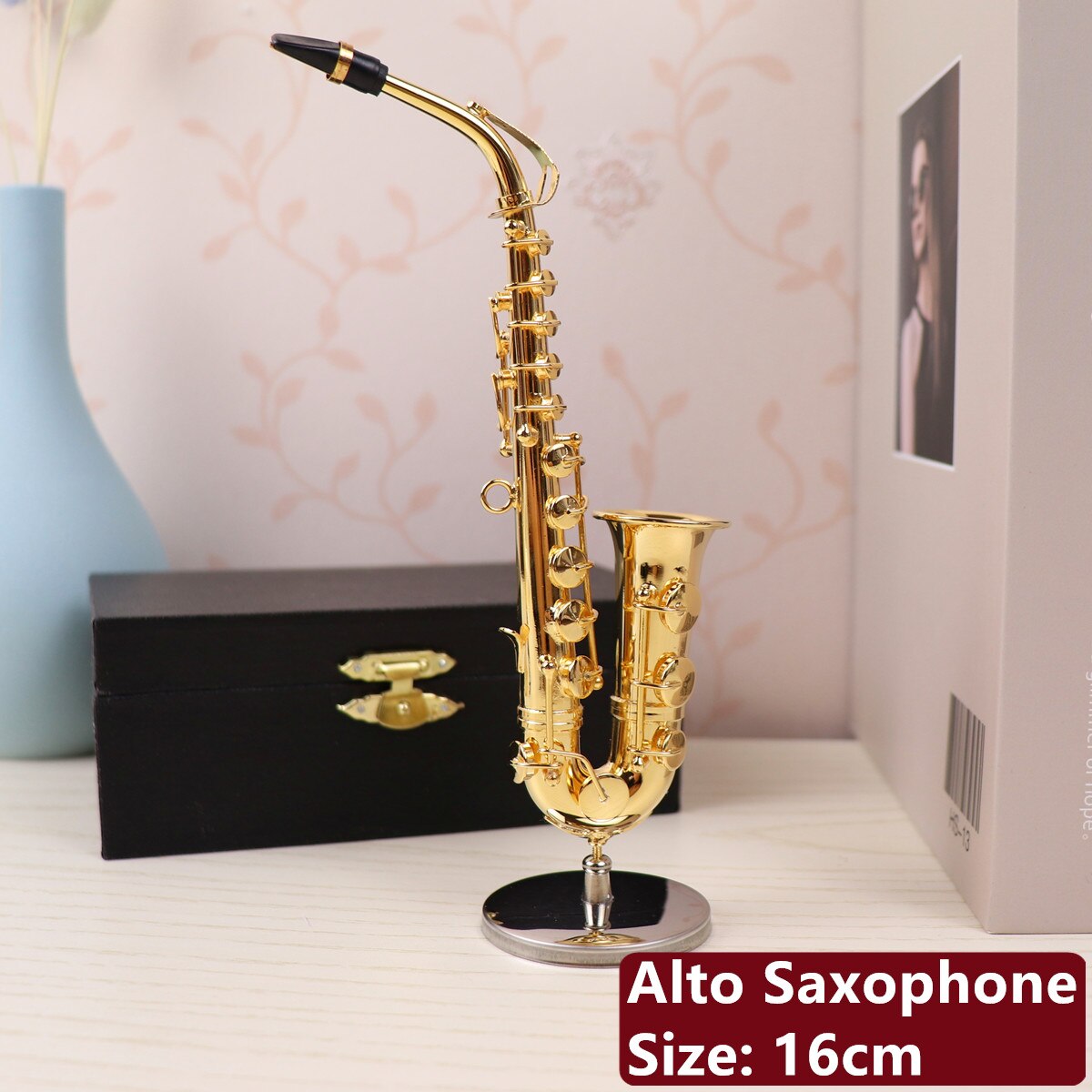 Dh Miniature Flute Clarinet Saxophone Trumpet Trombone French Horn Model Mini Musical Instrument Ornaments and Decoration: Alto Saxophone-16cm
