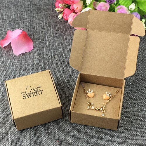 Paper Cardboard Aircraft Packing Boxes Jewelry Set Kraft Boxes Necklace Pendant Earring Displays Box: Love is sweet