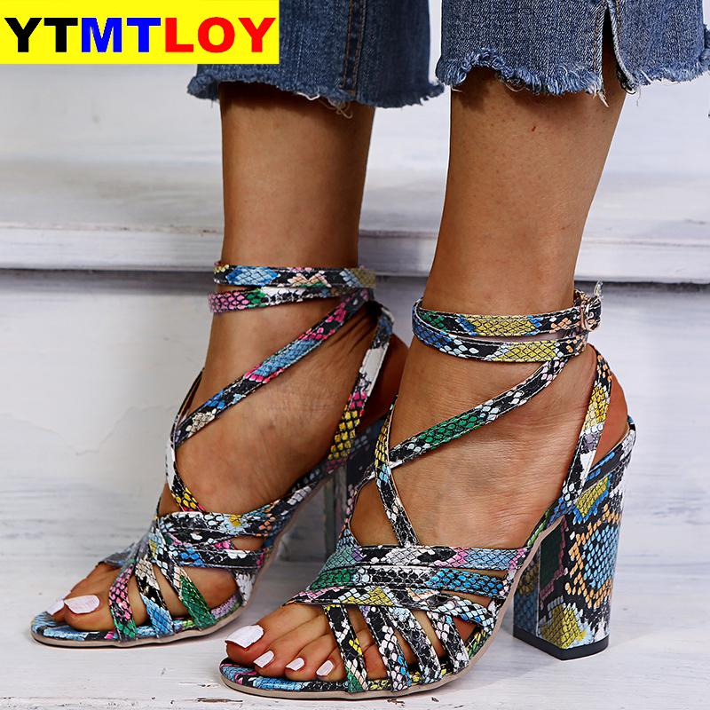 Frauen Sandalen Gladiator High Heels Band Pumpen Schnalle Schuhe Damen Schuhe Super Hohe Quadratische Ferse Schlange muster
