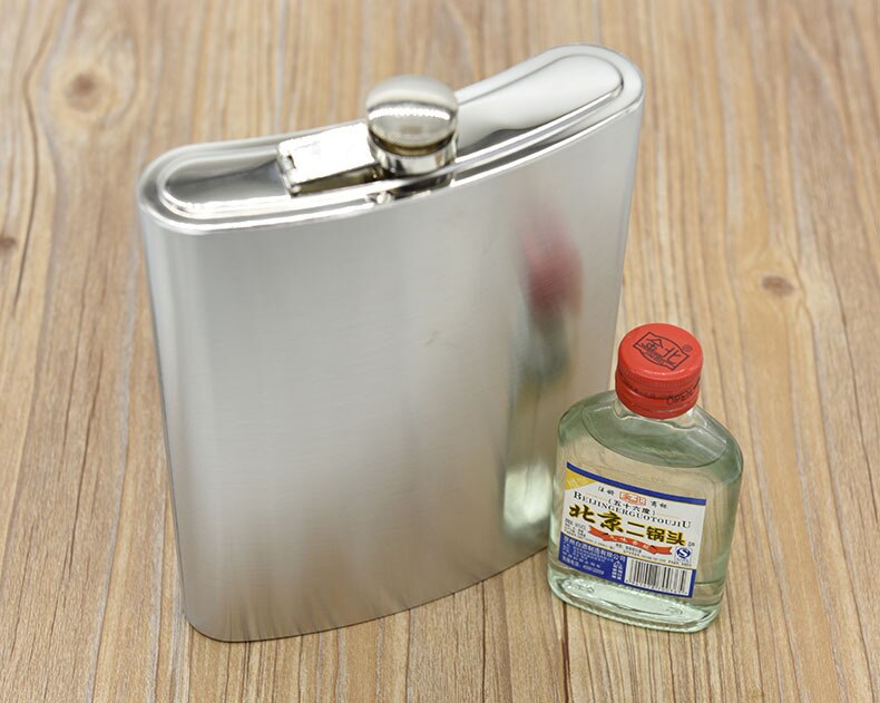 48oz Large Size Flagon Portable Stainless Steel Hip Flask Flagon Whiskey Wine Pot Bottle