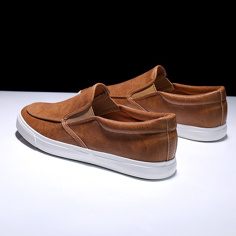 Män loafers mjukt läder herrskor slip-on platta loafers casual manliga svarta vita skor  a1187: Kaki / 8