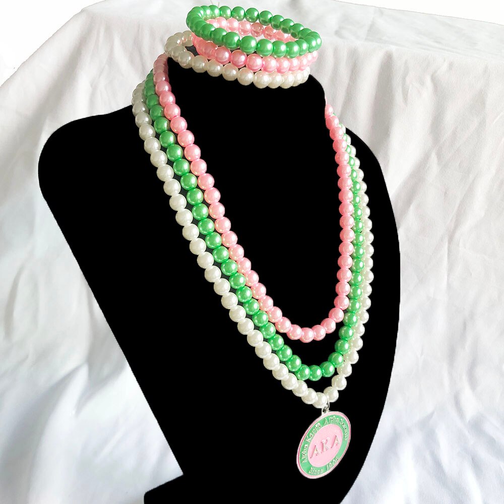 Custom Handgemaakte Trendy Griekse Sorority Roze Groen Witte Parel Hanger Choker &amp; Armband Set Multi Layer Kralen Sieraden