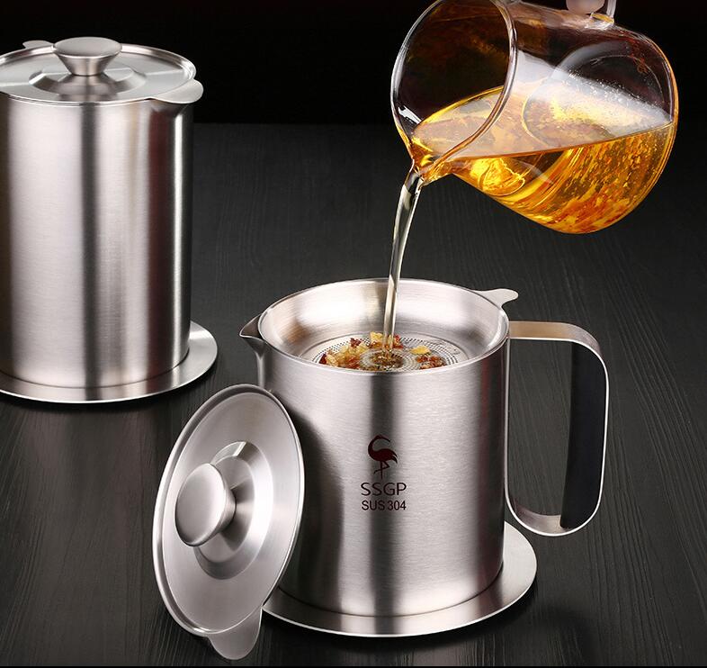 Oil Bottle Container Oil Strainer Pot Oil Bottle Stainless Steel Oil Dispenser Container with Strainer Kitchen Storage Tools Oil