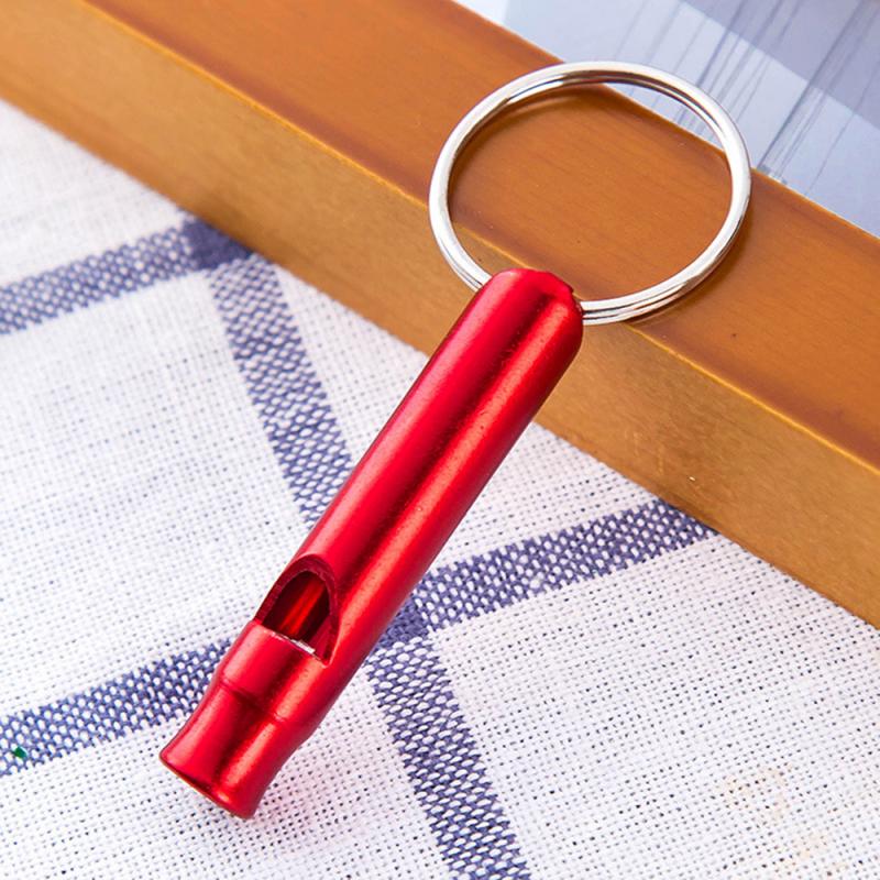 1pc tre mini pirat fløyte låve søt dukke nøkkelring musikkinstrument leke pedagogisk tre barneleker pirat: 03