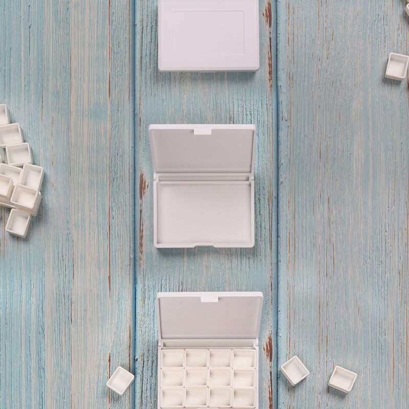 LX0B Paint Pallet Empty Watercolor Art Palette Cup Brush Oil Paint Mixing Tray Folding Airtight 12/24 Wells Box for Students