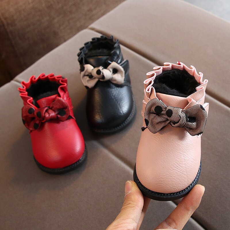 Inverno meninas botas de couro sapatos cor sólida laço quente bebê primeiros caminhantes da criança menina botas de neve de fundo macio sss007