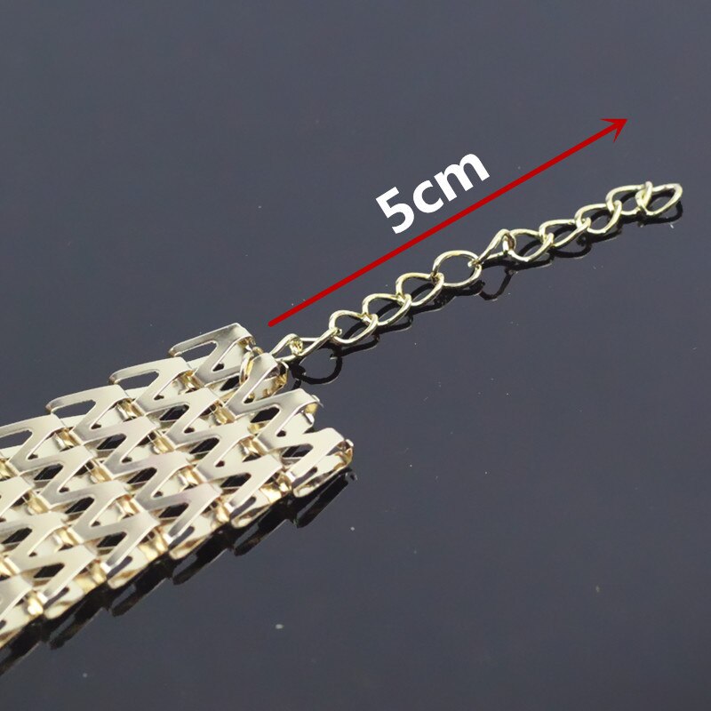 Charmante korte kettingen voor dames, trendy sieraden, 2022 klassieke choker kettingen, geometrische v-ketting accessoires