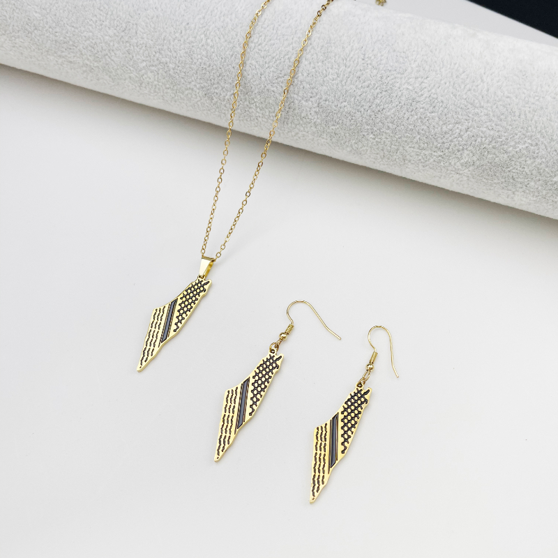 Halsband i rostfritt stål, arabisk karta, halsdukshänge, herrhalsband för kvinnor, mellanösternaccessoarer, europa och usa: Roströd