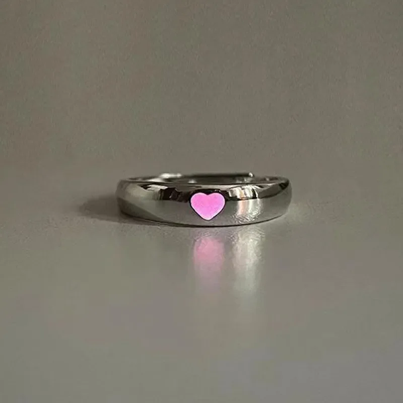 Glow In Dark Ring Lichtgevend Blauw Roze Licht Liefde Hart Ring Koppels Meisjes Zilver Kleur Sieraden Maat Verstelbaar Mode Ringen: Roze