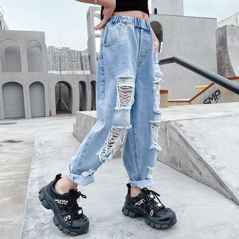 Nuovi Jeans strappati alla moda 2021 per ragazze pantaloni in Denim 4-14 anni bambini coreani adolescenti pantaloni larghi a matita abiti estivi